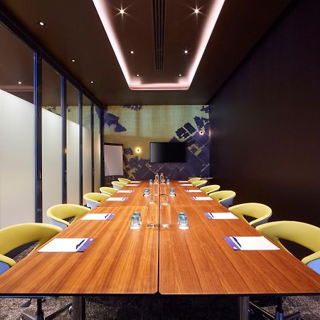 Holiday Inn Express Newcastle By Ihg Exterior photo
