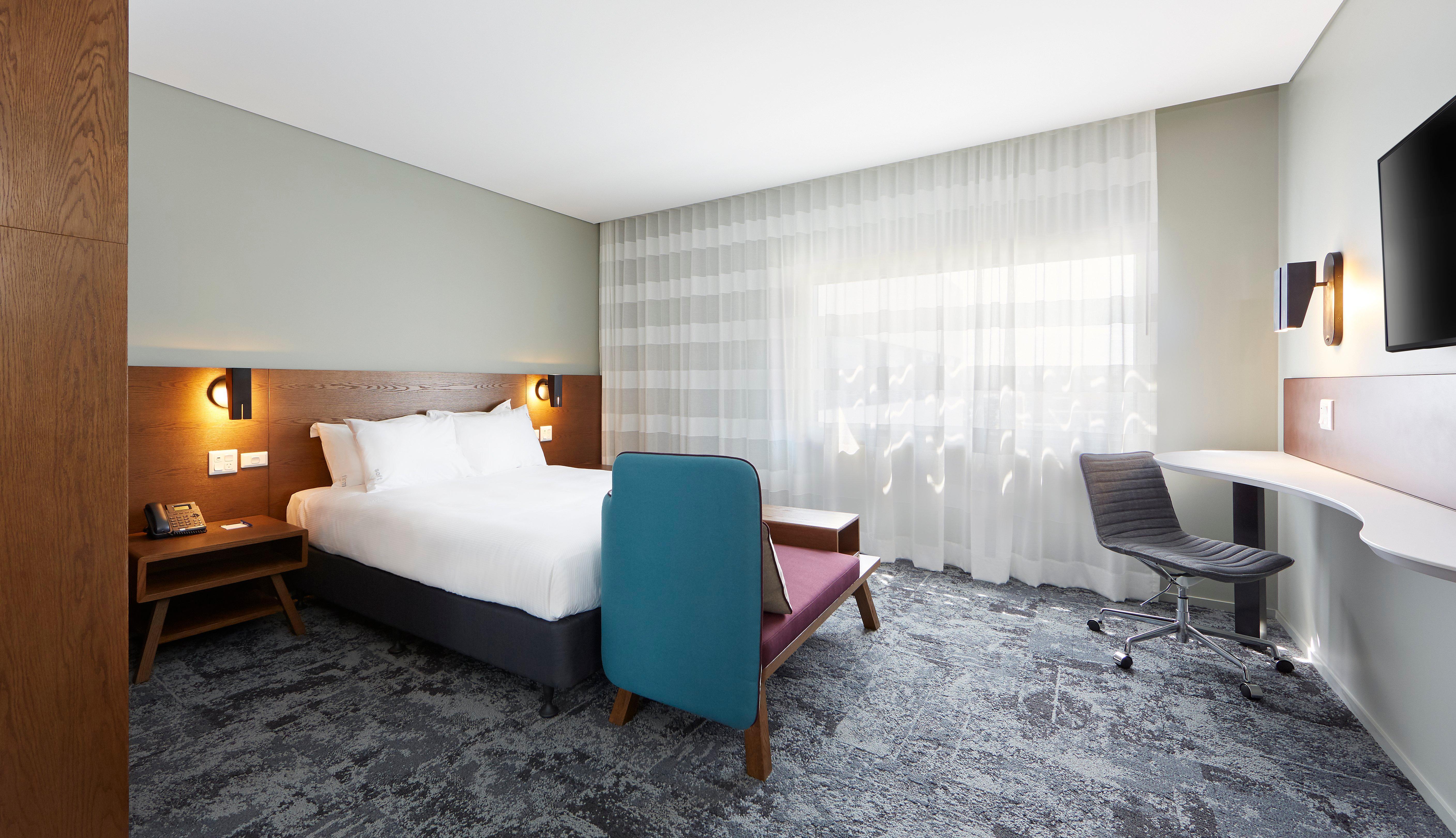 Holiday Inn Express Newcastle By Ihg Exterior photo