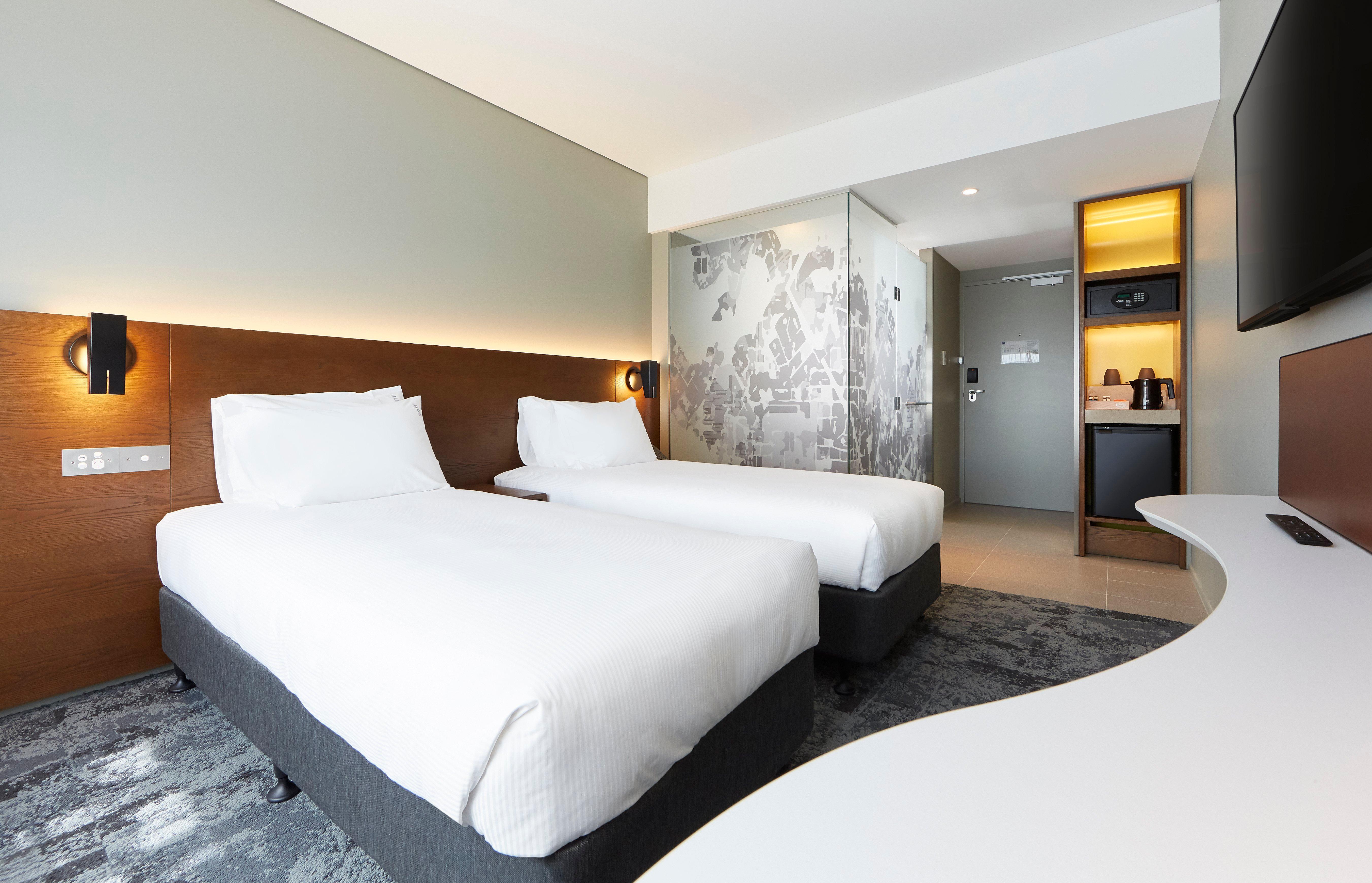 Holiday Inn Express Newcastle By Ihg Exterior photo