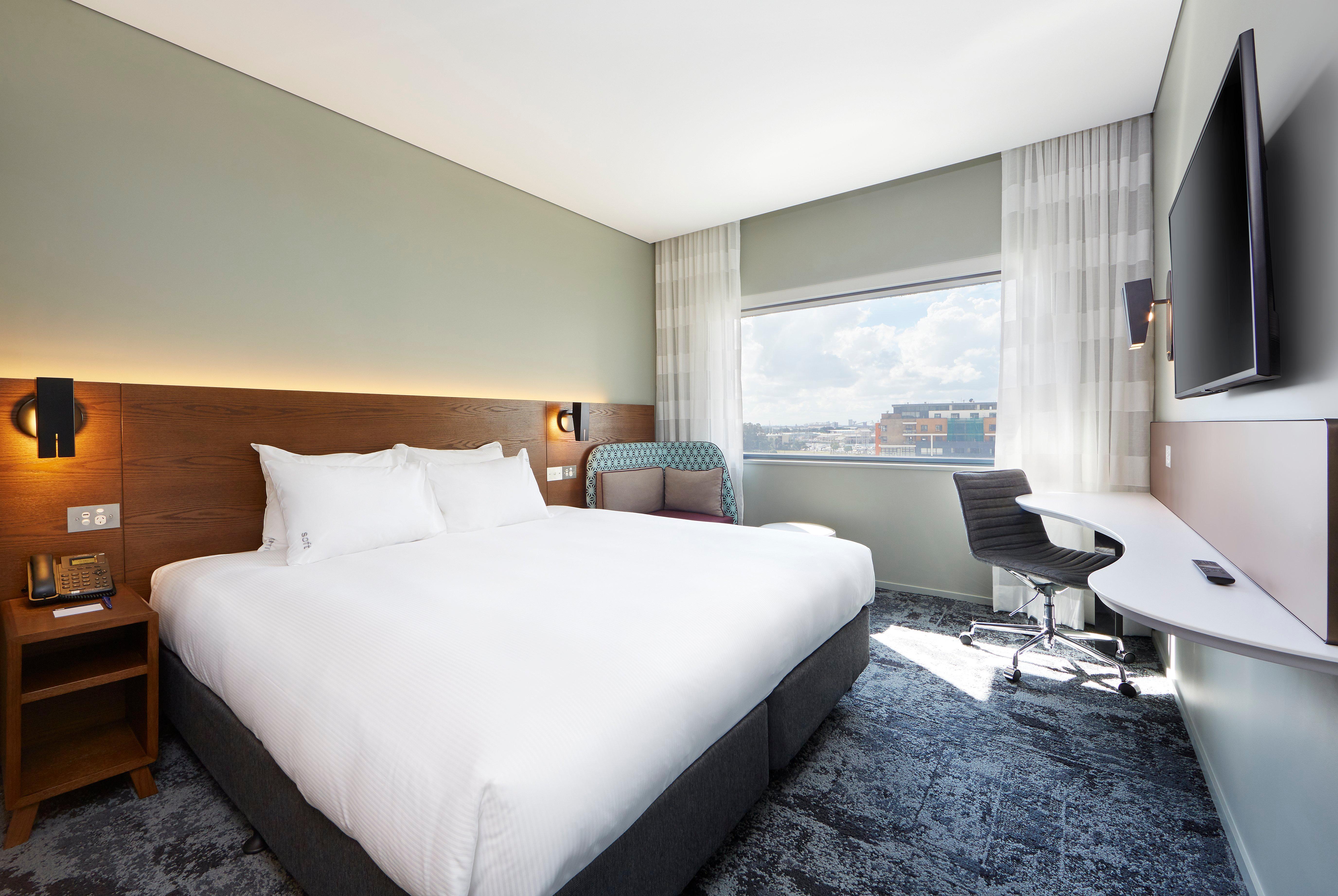 Holiday Inn Express Newcastle By Ihg Exterior photo